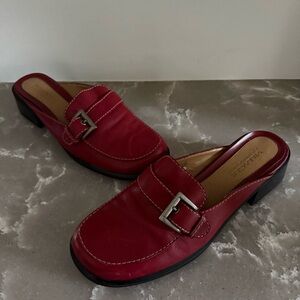 Villager Red Heide Slip-On Mule by Liz Claiborne - Size 9-1/2